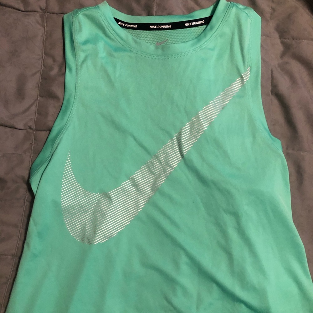 Nike tank